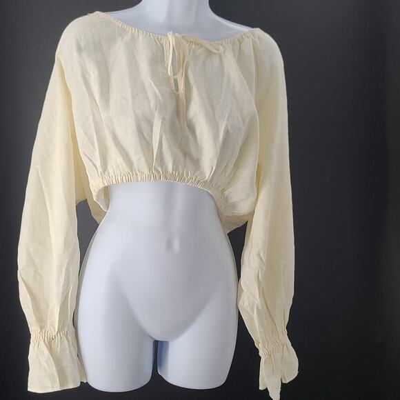 Weworewhat linen bell wrist  tie front linen cropped milkmaid top Size Large - Picture 2 of 9
